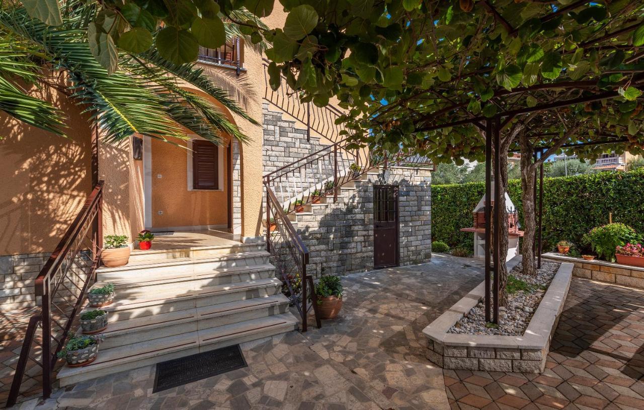 Apartments Feniks بوريتش المظهر الخارجي الصورة